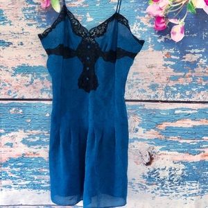 Victoria’s Secret Vintage Blue and Black Lingerie Chemise Size Large